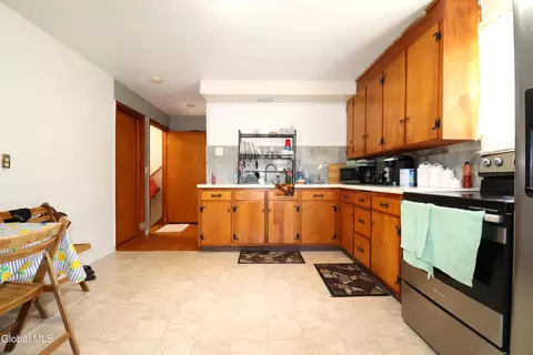 828 Harrison Ave, Schenectady, NY 12306 photo 5
