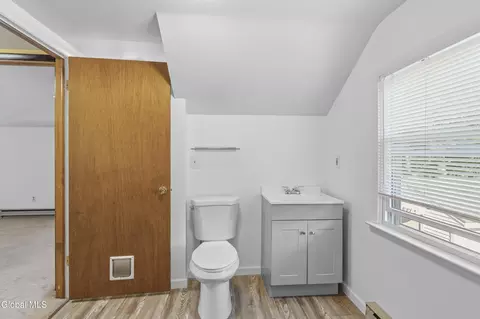 Bath - 1054 Outer Dr, Schenectady, NY 12303 photo 2 of 2