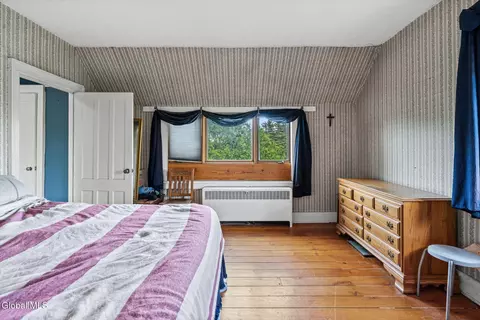 Bedroom - 55 Van Dyke Rd, Delmar, NY 12054 photo 6 of 7