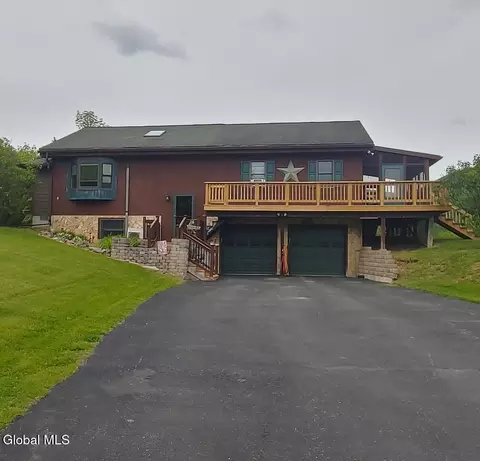 749 State Route 9n, Ticonderoga, NY 12883