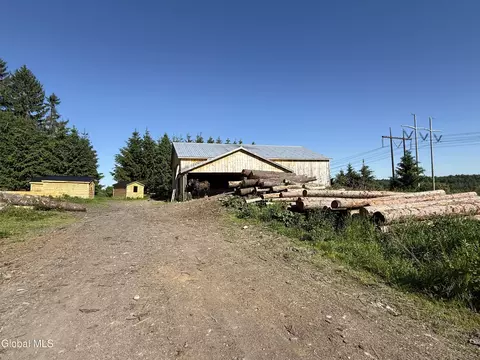 321 Egelston Rd, Fultonville, NY 12072