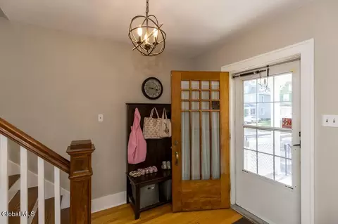 Entry Way - 1135 Baker Ave, Schenectady, NY 12309 photo 5 of 11