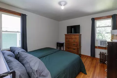 Bedroom - 1135 Baker Ave, Schenectady, NY 12309 photo 6 of 8