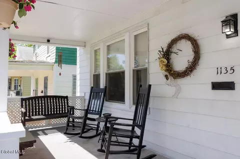 Exterior - 1135 Baker Ave, Schenectady, NY 12309 photo 2 of 6