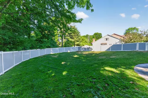 Exterior - 3174 E Lydius St, Schenectady, NY 12303 photo 11 of 11
