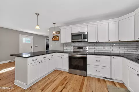 Kitchen - 3174 E Lydius St, Schenectady, NY 12303 photo 2 of 3