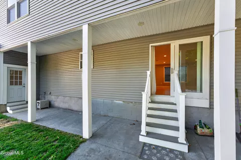 Exterior - 3174 E Lydius St, Schenectady, NY 12303 photo 8 of 11