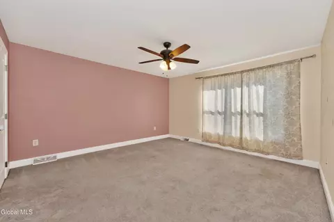 Bedroom - 3174 E Lydius St, Schenectady, NY 12303 photo 1 of 7