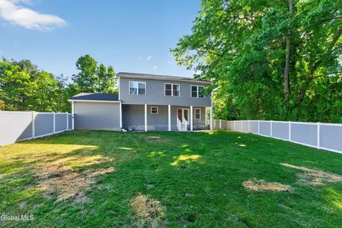 Exterior - 3174 E Lydius St, Schenectady, NY 12303 photo 9 of 11