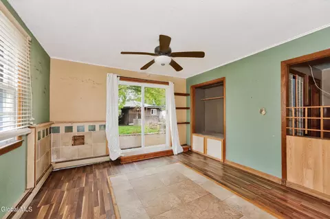 Living - 1120 Outer Dr, Schenectady, NY 12303 photo 7 of 8