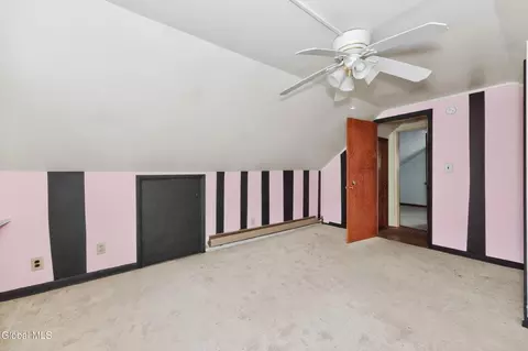 Bedroom - 1120 Outer Dr, Schenectady, NY 12303 photo 5 of 5