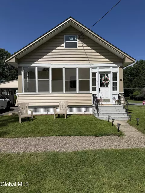 49 Haskell St, Hagaman, NY 12086