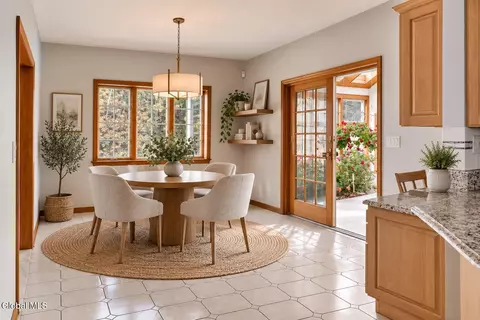 Dining - 1306 Putnam Rd, Schenectady, NY 12306 photo 4 of 4