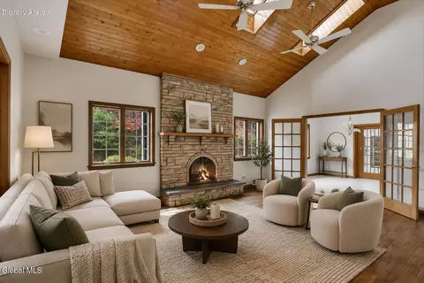 Living - 1306 Putnam Rd, Schenectady, NY 12306 photo 1 of 6