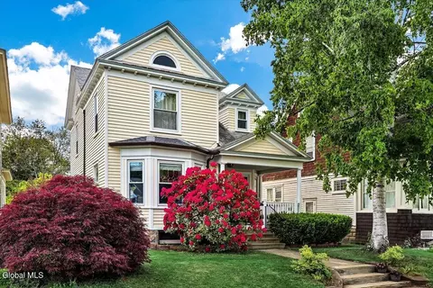 1328 Glenwood Blvd, Schenectady, NY 12308