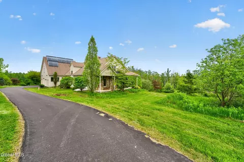 160 Joslyn School Rd, East Berne, NY 12059