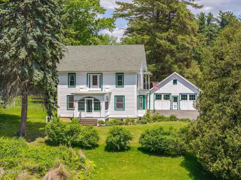 65 Glenridge Rd, Glenville, NY 12302