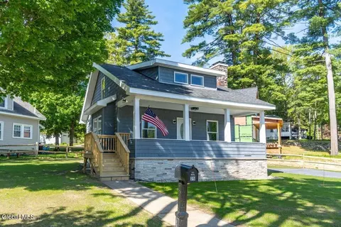75 Mcgillis Ave, Lake George, NY 12845