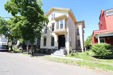 517 3rd Ave, Troy, NY 12182