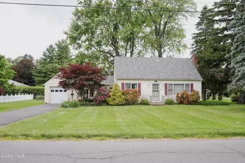 7 N 2nd St, Cohoes, NY 12047