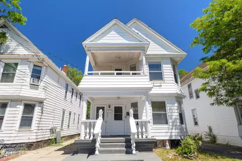 1065 Willett St, Schenectady, NY 12303