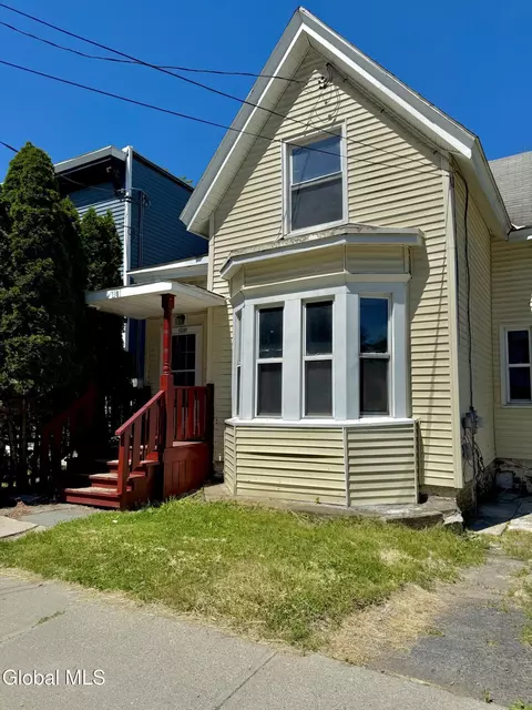 1301 Broadway, Rensselaer, NY 12144