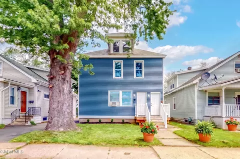 1315 Van Cortland St, Schenectady, NY 12303