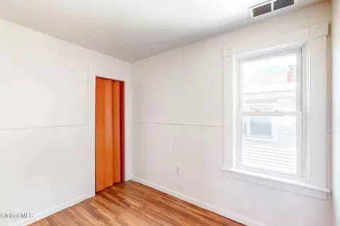 Bedroom - 1315 Van Cortland St, Schenectady, NY 12303 photo 10 of 11