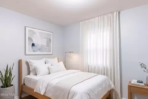 Bedroom - 1315 Van Cortland St, Schenectady, NY 12303 photo 3 of 11