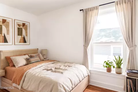 Bedroom - 1315 Van Cortland St, Schenectady, NY 12303 photo 9 of 11