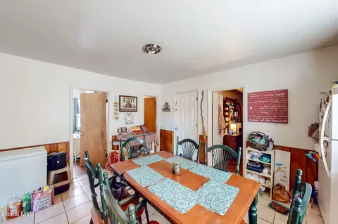 Dining - 1315 Van Cortland St, Schenectady, NY 12303 photo 1 of 3