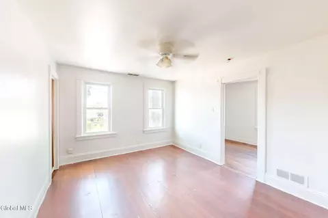 Bedroom - 1315 Van Cortland St, Schenectady, NY 12303 photo 6 of 11