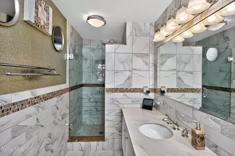 Bath - 1334 Ruffner Rd, Schenectady, NY 12309 photo 6 of 11