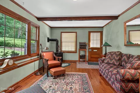 Living - 1334 Ruffner Rd, Schenectady, NY 12309 photo 4 of 6