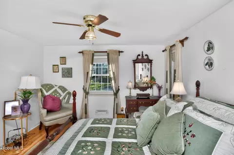 Bedroom - 1334 Ruffner Rd, Schenectady, NY 12309 photo 3 of 14