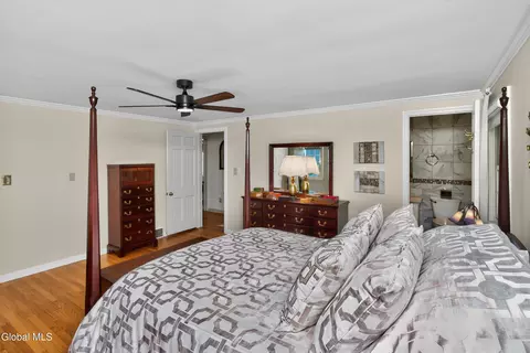 Bedroom - 1334 Ruffner Rd, Schenectady, NY 12309 photo 11 of 14