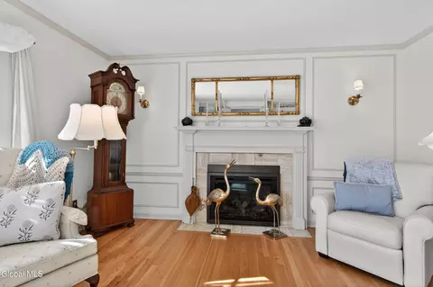 Living - 1334 Ruffner Rd, Schenectady, NY 12309 photo 3 of 6