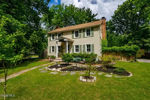 201 Kenwood Ave, Delmar, NY 12054