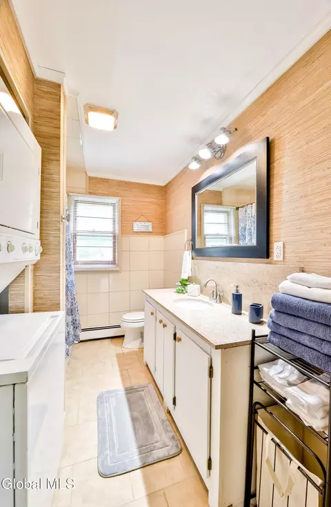 Bath - 89 Maple Ave, Hunter, NY 12442 photo 1 of 3