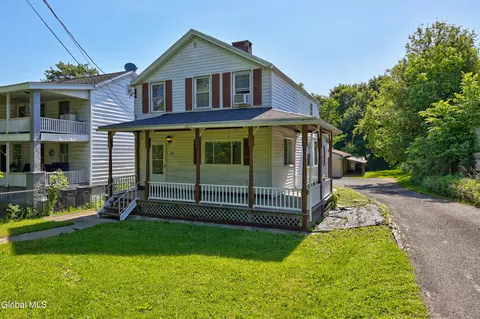 42 Vandenburgh Ave, Troy, NY 12180