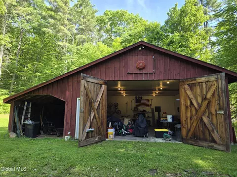 Exterior - 117 Kilmer Rd, Argyle, NY 12809 photo 11 of 15