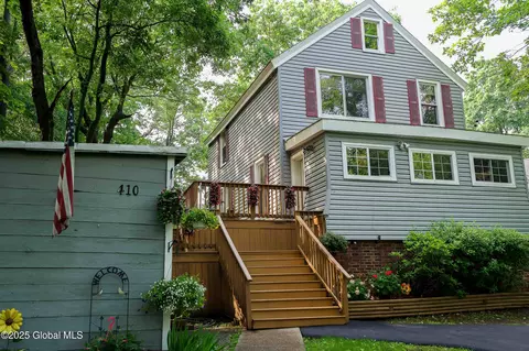 410 Lansing Ave, Troy, NY 12182