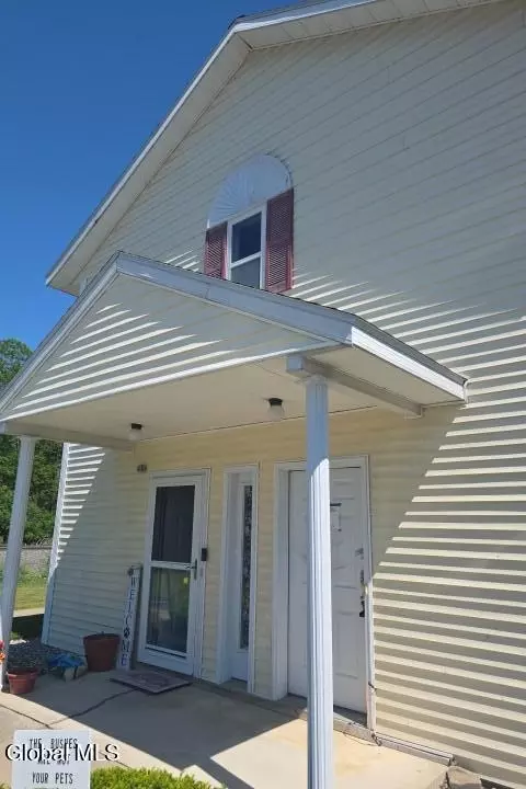 1102 Cambridge Manor Dr #2, Scotia, NY 12302