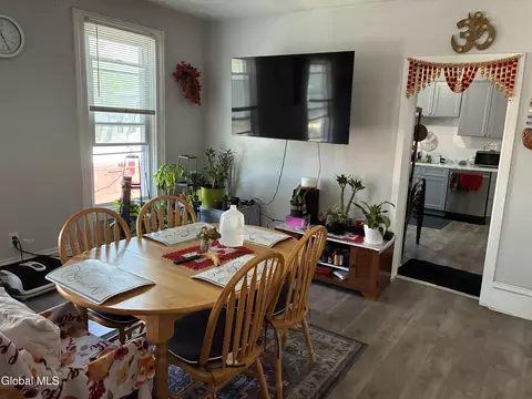 Dining - 603 Nott St, Schenectady, NY 12308 photo 2 of 2