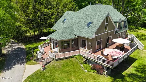 11 Cotton Ct, Diamond Point, NY 12814