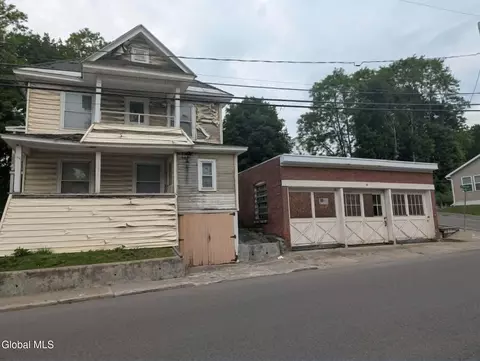 76-78 Brookside Ave, Amsterdam, NY 12010