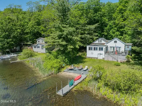 568 Scotts Lake Rd, Salem, NY 12865