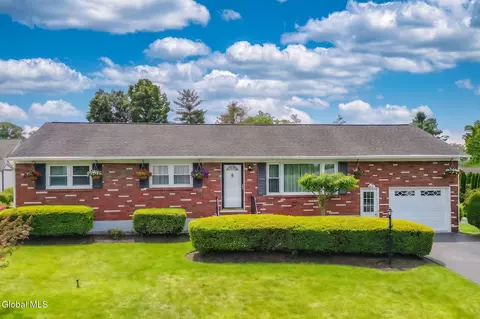 1130 Elton Ave, Schenectady, NY 12309