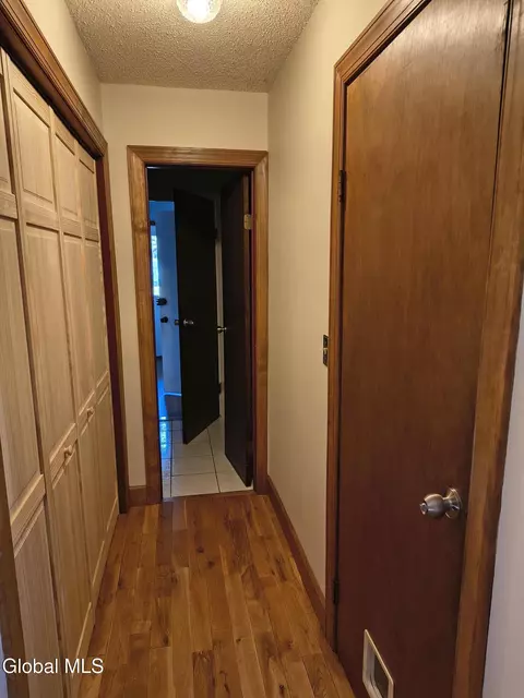 Entry Way - 3287 E Old State Rd, Schenectady, NY 12303 photo 6 of 6