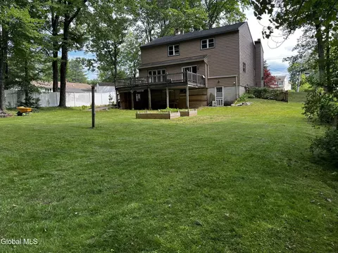 Exterior - 3287 E Old State Rd, Schenectady, NY 12303 photo 22 of 29